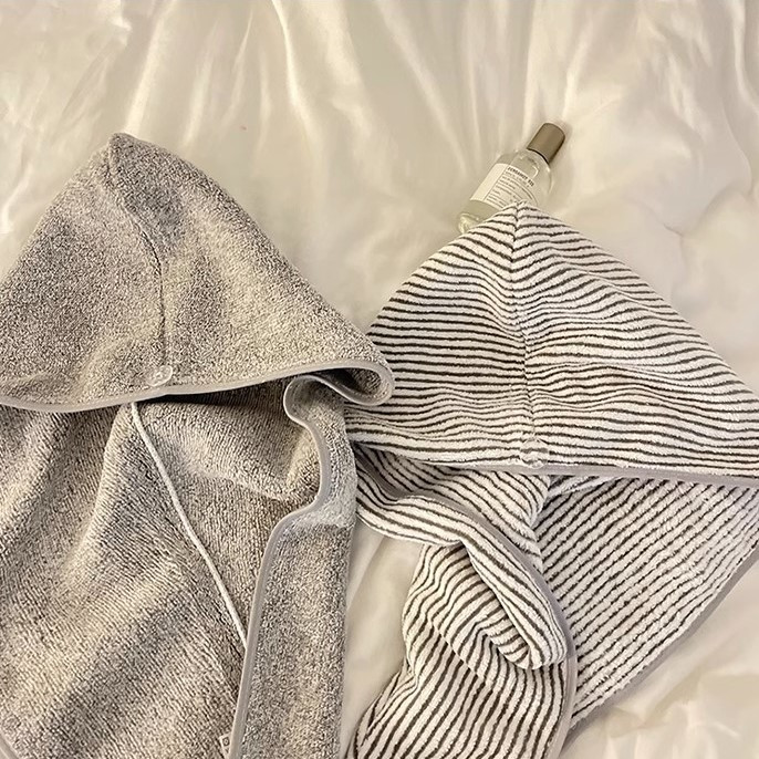 ผ้าเช็ดผมไมโครไฟเบอร์ลายทาง ซึ - Spa Towel บทวิจารณ์และราคา
